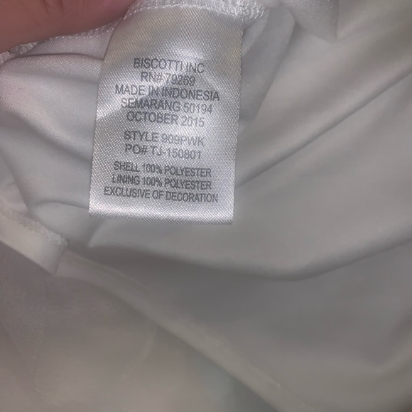 Girls satin ruffle size 5 dress - Picture 6 of 9